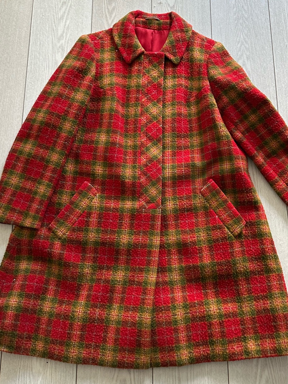 Vintage Blanche Buchanan Plaid Wool Coat in Red & Green - Women’s Coat